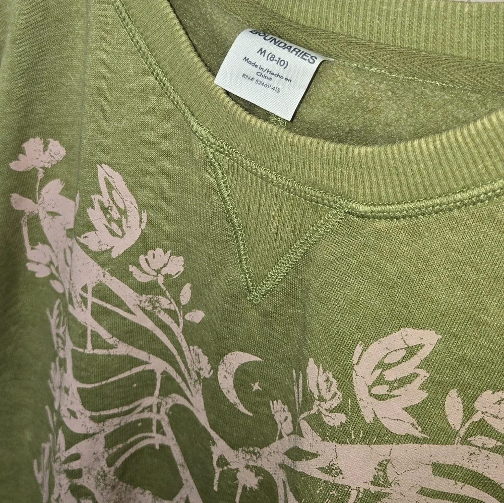 No Boundaries Floral Butterfly Pullover Sweatshirt